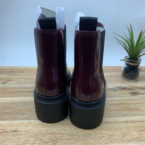 cait platform chelsea boot